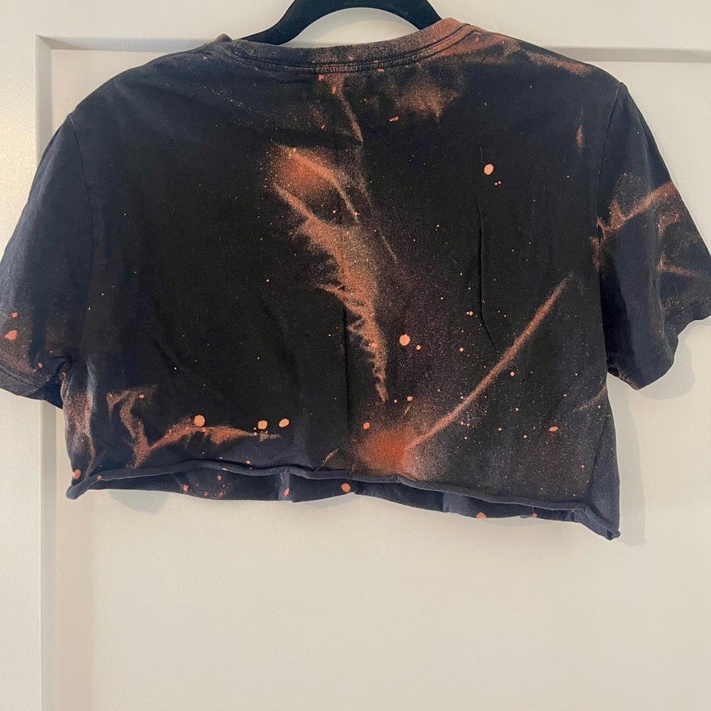 GUESS Black and Orange Crop Top - Picture 2 of 3